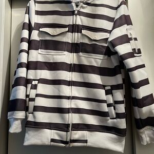 Silver Point boys small S white gray hooded sweatshirt skateboard snowboard